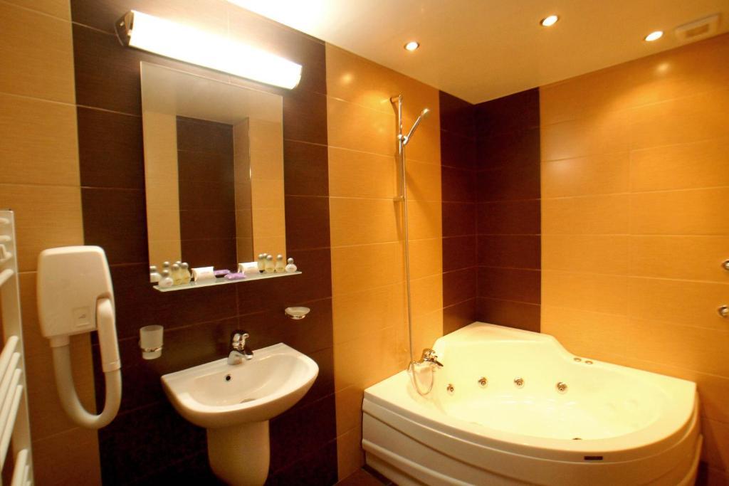 איוואילובגרד Luxor Complex חדר תמונה